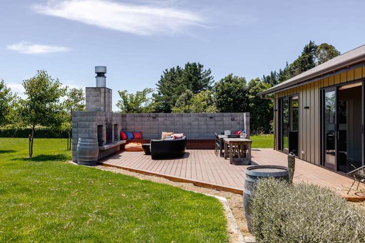 151 Mount Stewart Halcombe Road Sanson_33