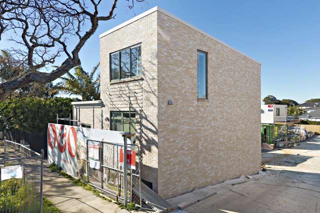 Elevated Onehunga Living | 3-Bed Standalone