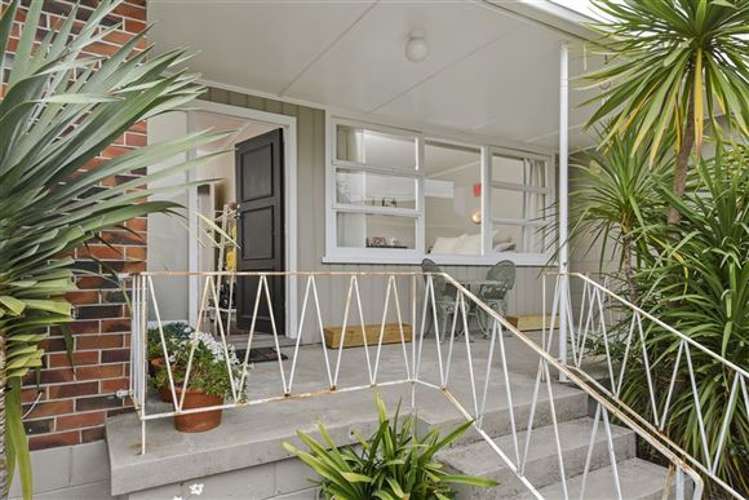 2/6 Tennyson Avenue Takapuna_1