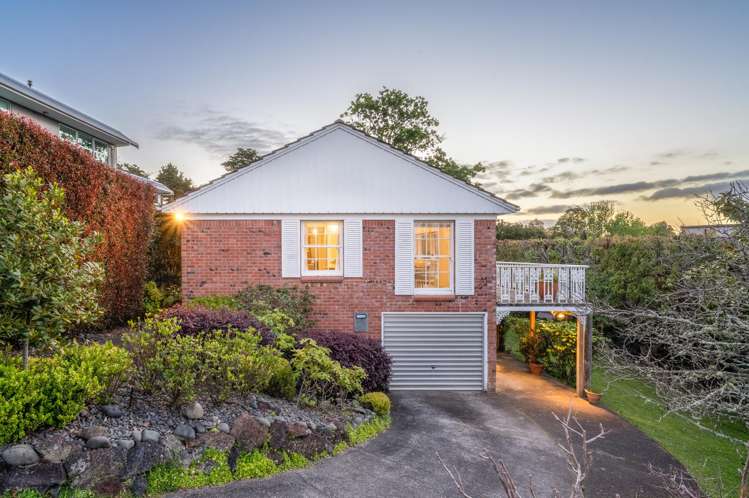 8 Pleasant Place Mellons Bay_24