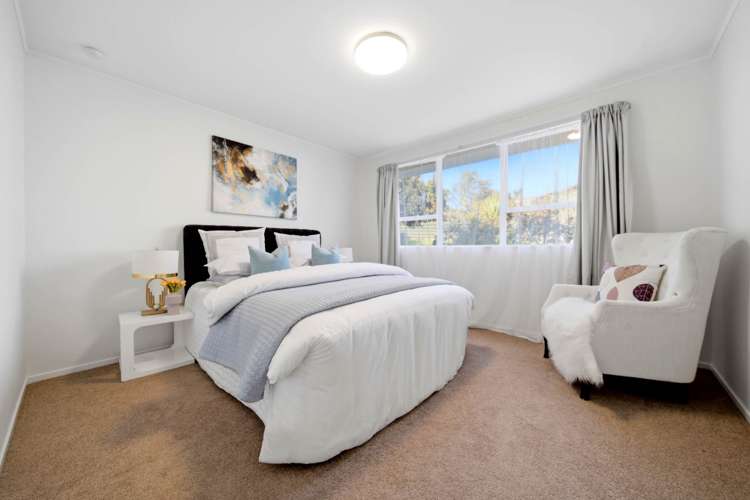 70 Ravenwood Drive Forrest Hill_10
