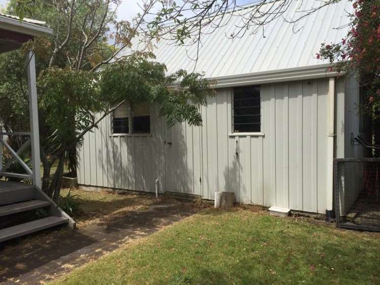 511b Ocean Road Whangamata_1