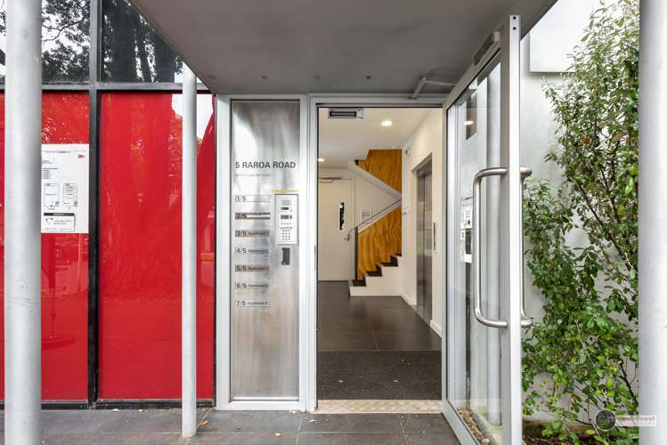 2/5 Raroa Road Lower Hutt_18