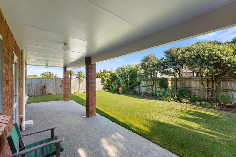 8 Scott Avenue Otaki Beach_23