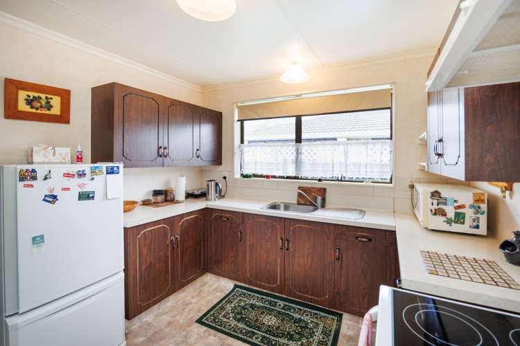 41 Cedar Crescent Feilding_4