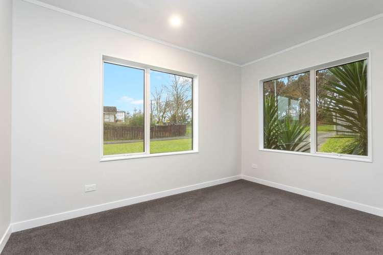 85 Seabrook Avenue New Lynn_6