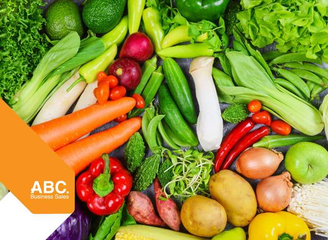 High-Visibility Produce & Grocery Store