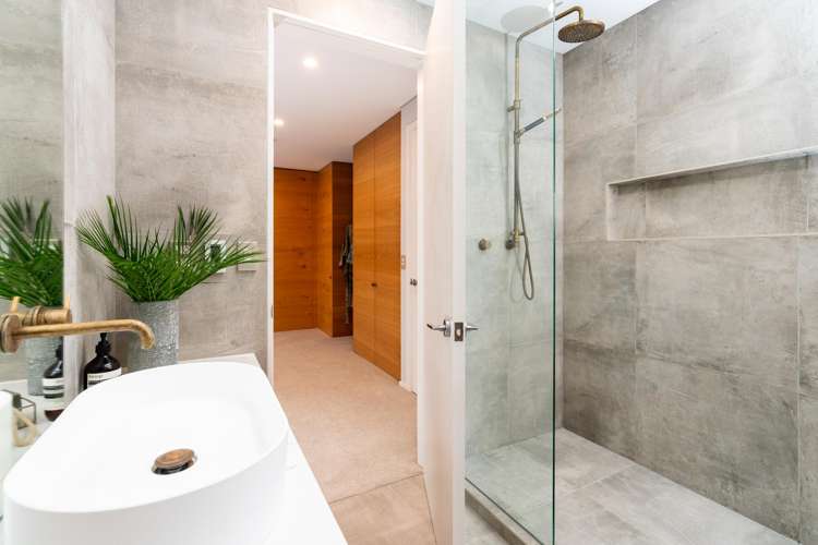 51 Amesbury Drive Churton Park_39