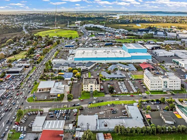 39 Paramount Drive Henderson_2