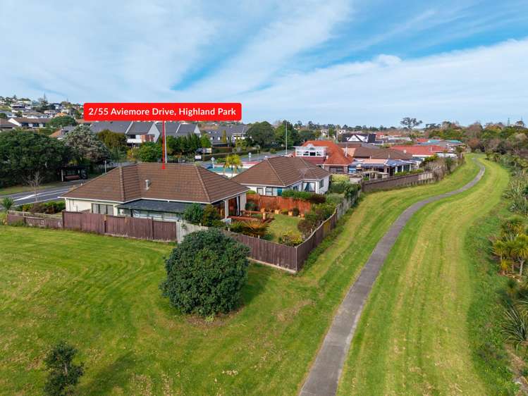 2/55 Aviemore Drive Highland Park_22