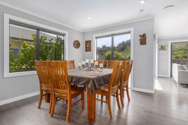 10 Tararua Close_4