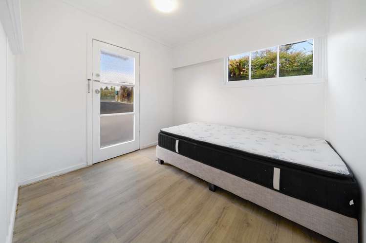 57 Metcalfe Road Ranui_26