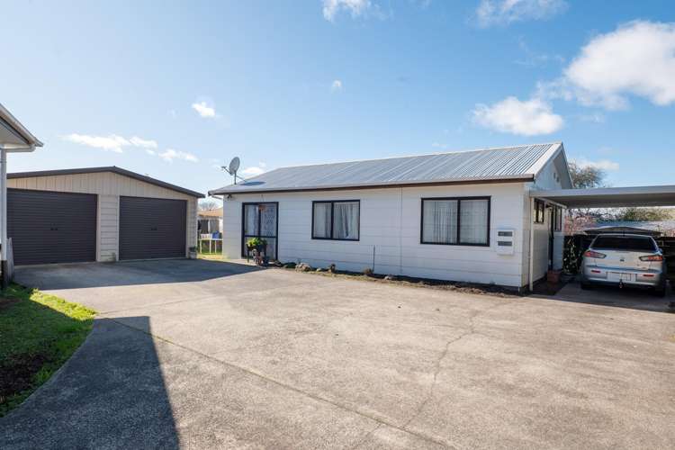 77 Edmund Road Mangakakahi_2