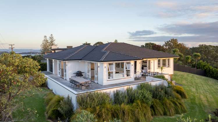 39 Tiri Road Oneroa_37