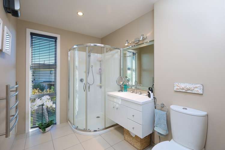 11 Elliott Street The Wood_16