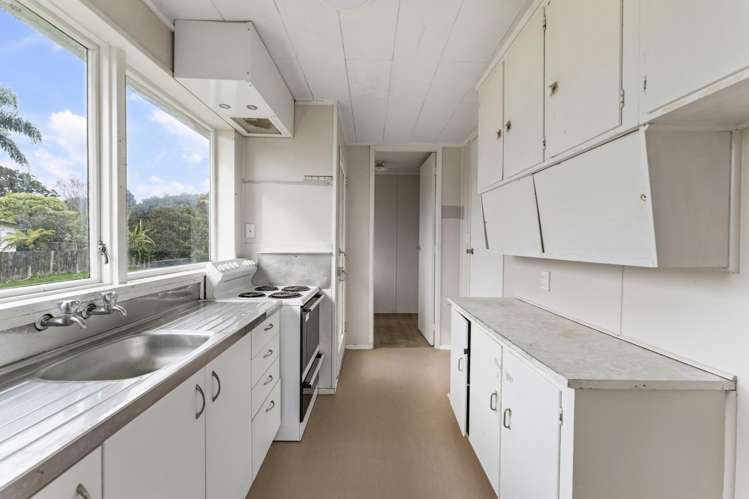 134 Mahia Road Wattle Downs_2