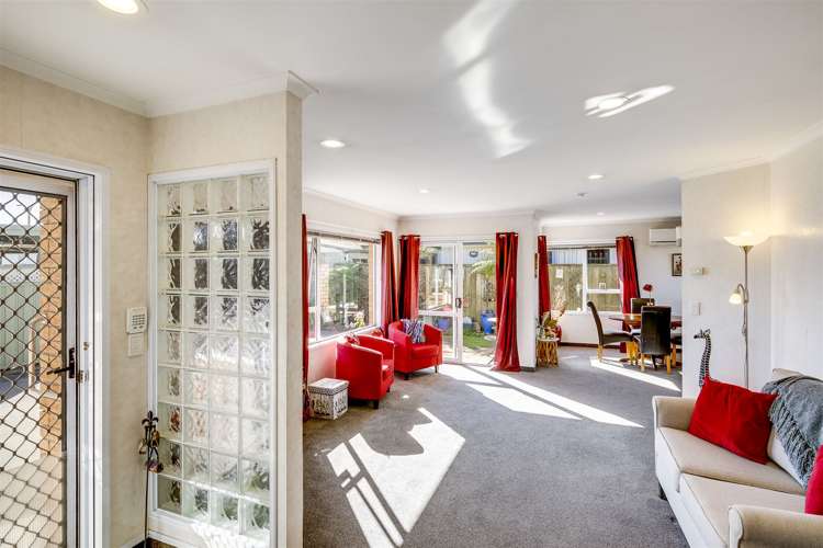 270a Kennedy Road Onekawa_12