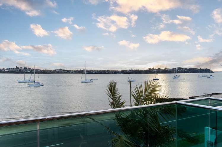 9 The Parade Bucklands Beach_27