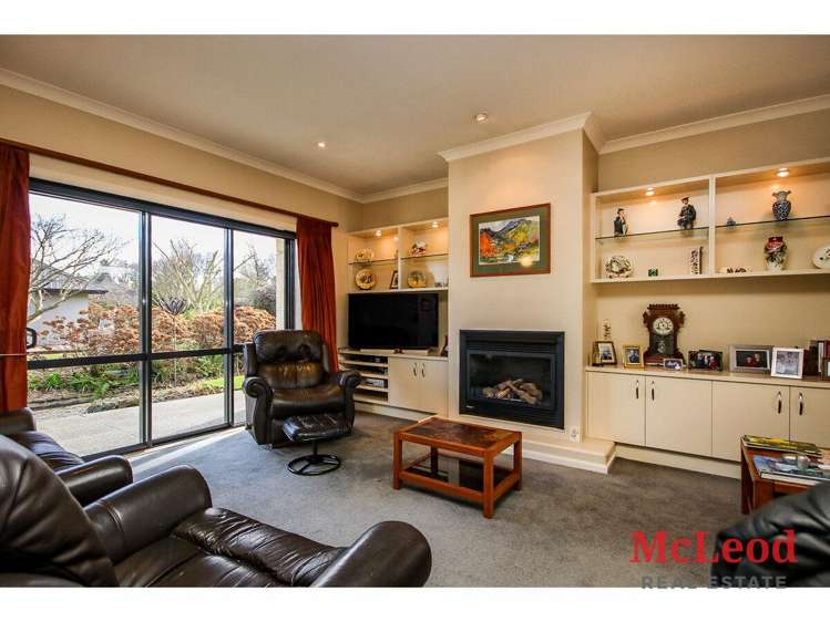 53 Farm Road Allenton_7