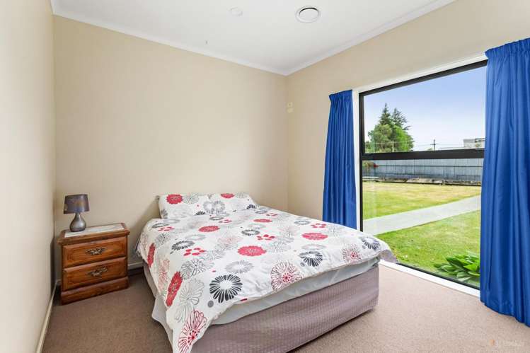 75 Main North Road Geraldine_16