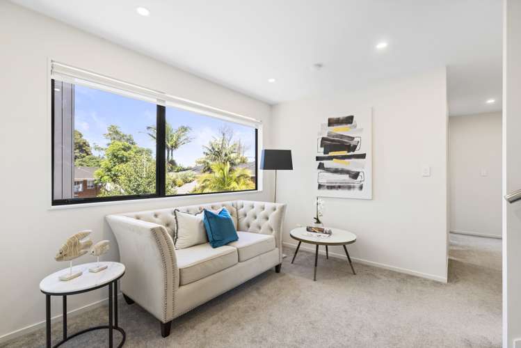 5a Hemsway Place Sunnyhills_24