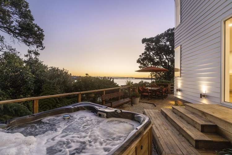 83 Ngataringa Road Devonport_28