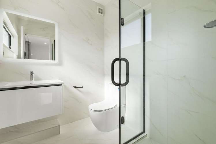 1D Lemon Grove Lane Greenhithe_16