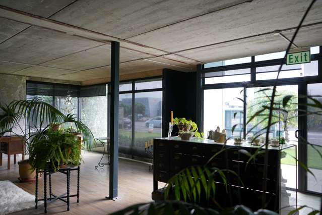 3 and 4/1008 Ferry Road Ferrymead_2