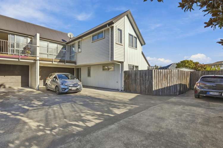 1-2/76A Southampton Street Sydenham_12