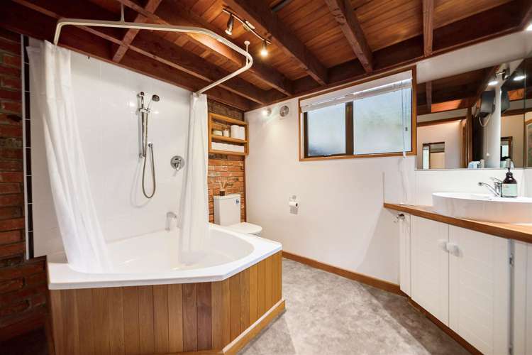 24b Mckerrow Place Fernhill/Sunshine Bay_4