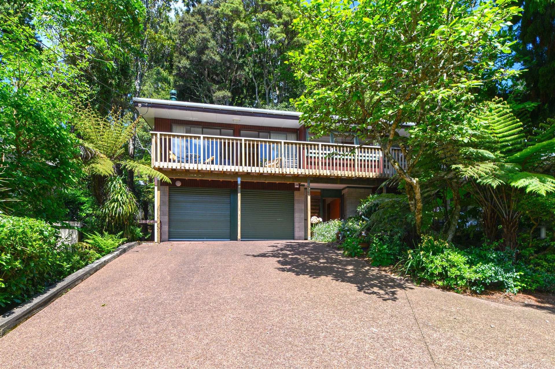 122 Scenic Drive Titirangi_0