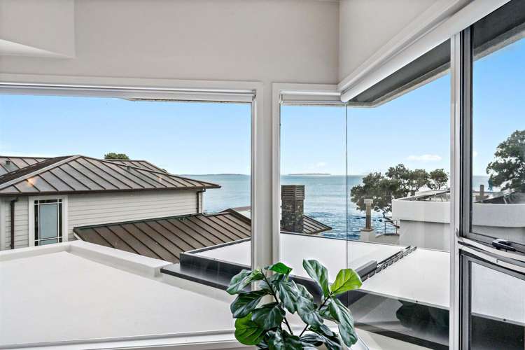 2/8a Audrey Road Takapuna_25