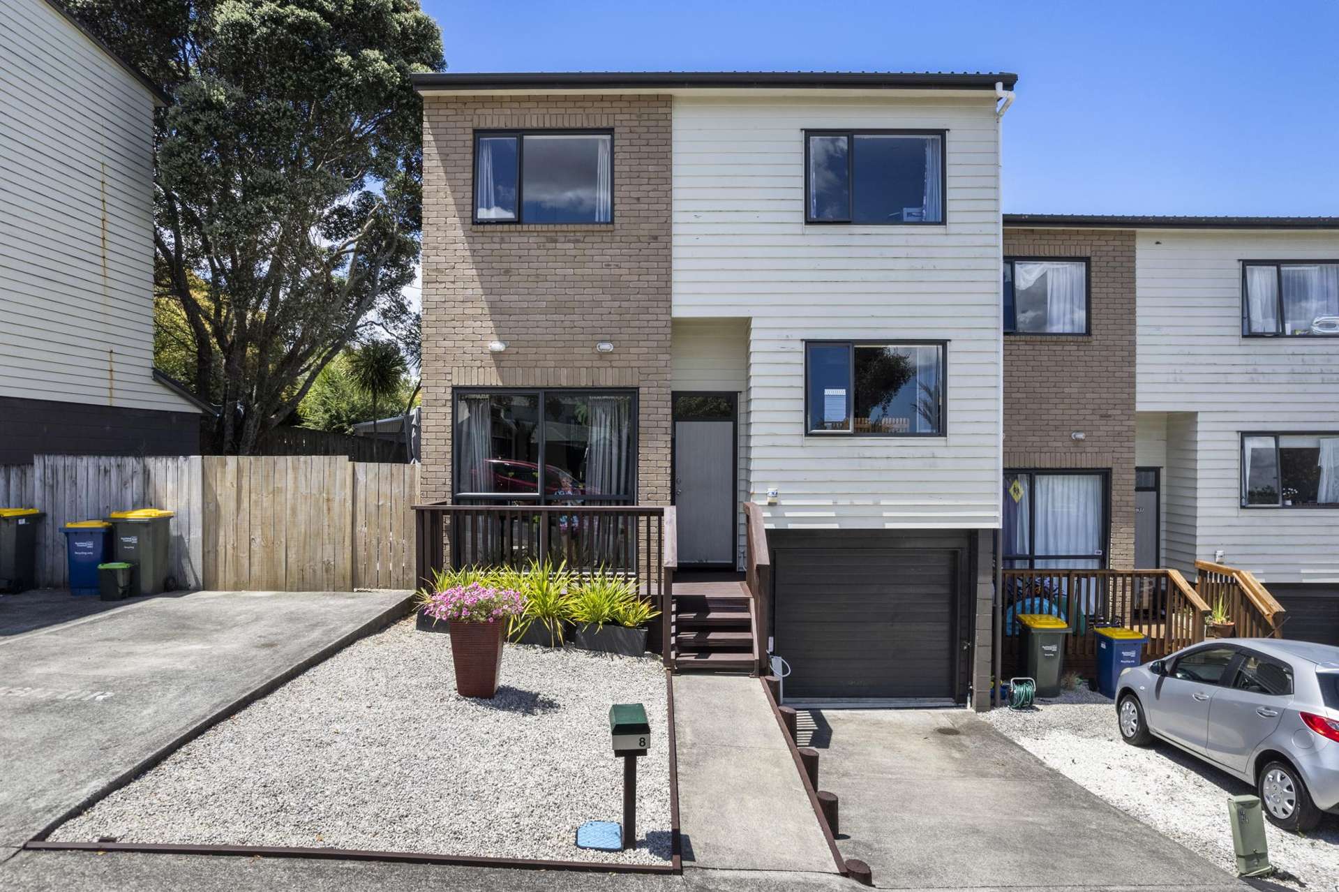 8/2 Swan Hill Drive Glen Eden_0