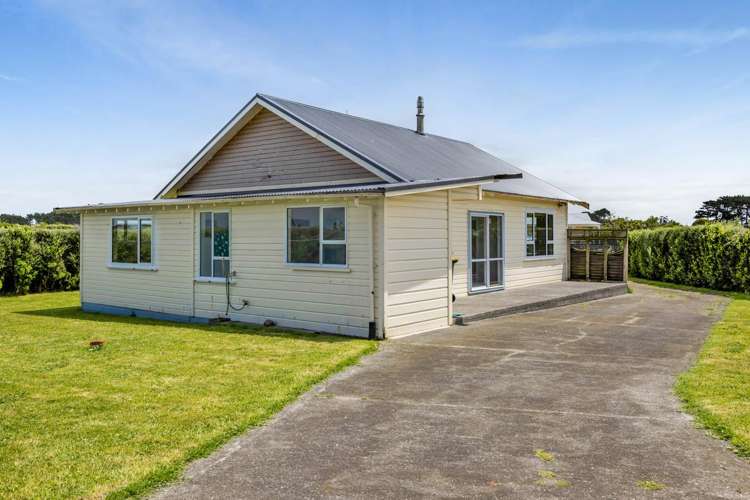 45 McAlpine Road Hawera_1