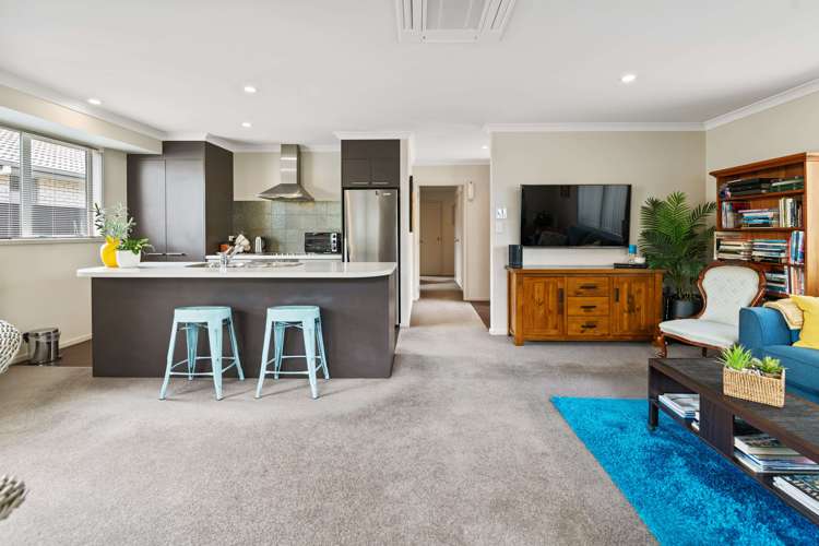 74 Twin Oak Avenue Papamoa_4