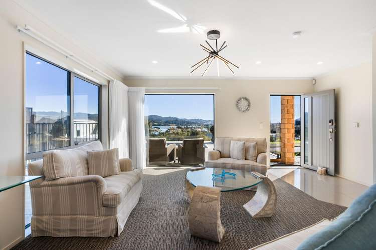 36 Panorama Parade Pauanui_7