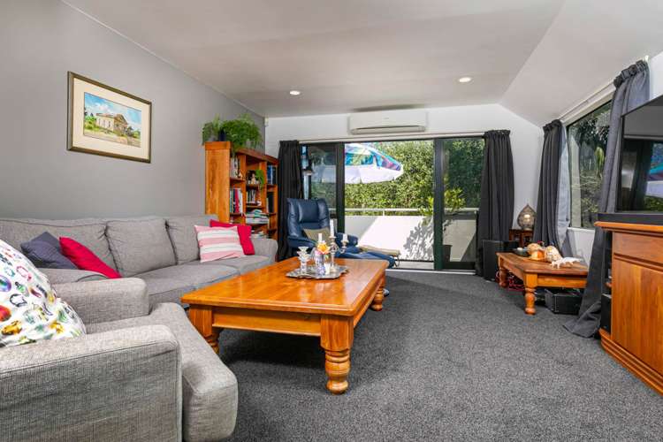 2/24 Penning Road Castor Bay_10