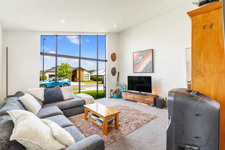 61 Siren Street Wainui_9