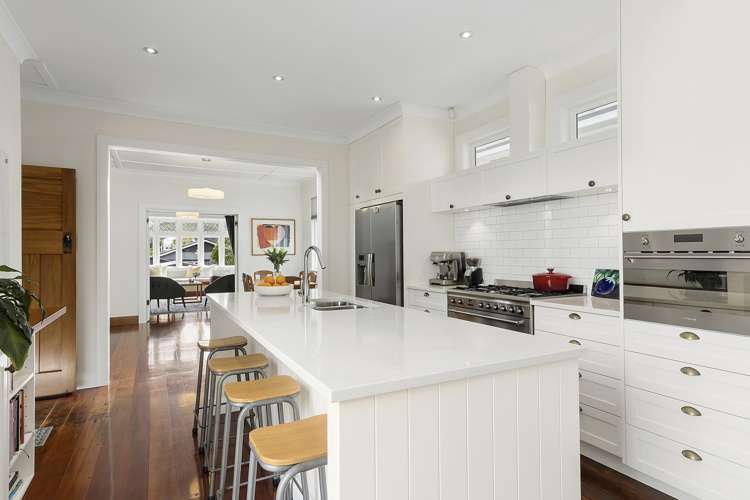 11 Firth Terrace Karori_9