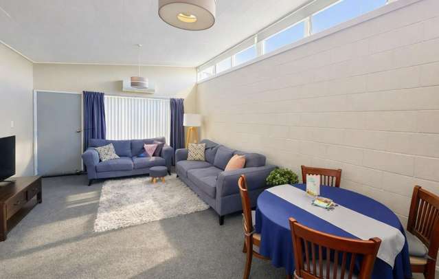 2/22 Francis Drake Street Waipukurau_2