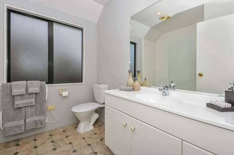 2/96 Eversleigh Road Belmont_7