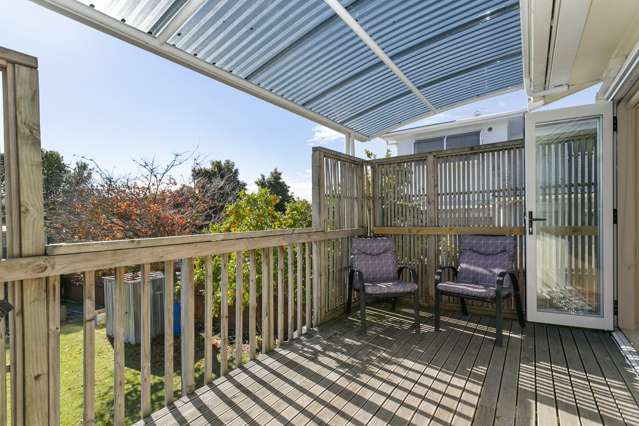 49 Bodi Place Te Atatu South_3