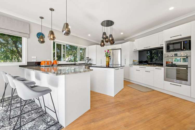 15 Blacks Road Greenhithe_8