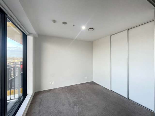 701/20 Mccrae Way New Lynn_3