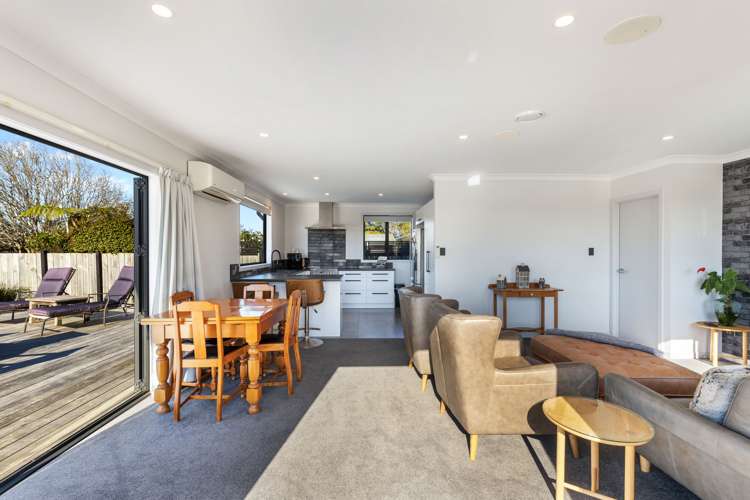 127 Junction Road Mangorei_10