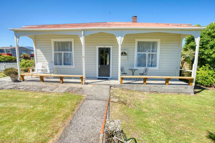 55 Ahau Street Moana / Lake Brunner_29