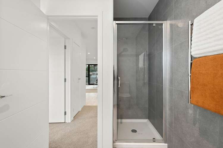 6/3 Vesty Avenue Hillcrest_9