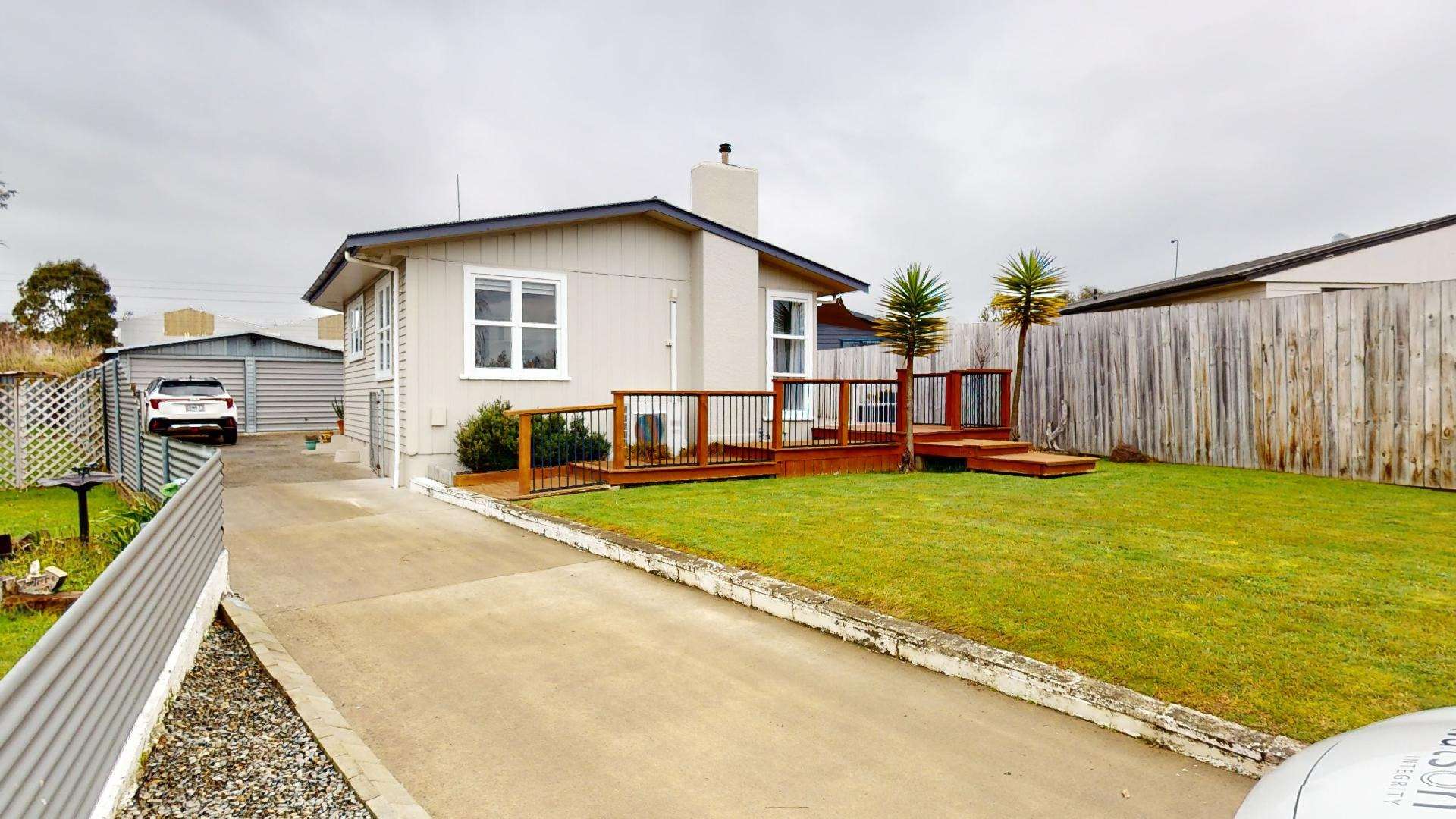 41 Seaforth Avenue Milson_0