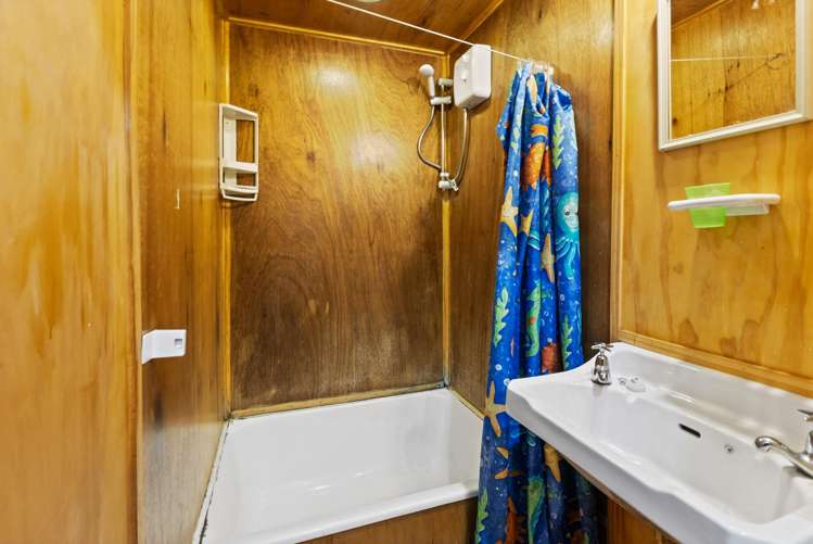 37 Thames Street Ohakune_8