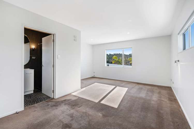 20 & 20A Mahoney Drive Albany_16